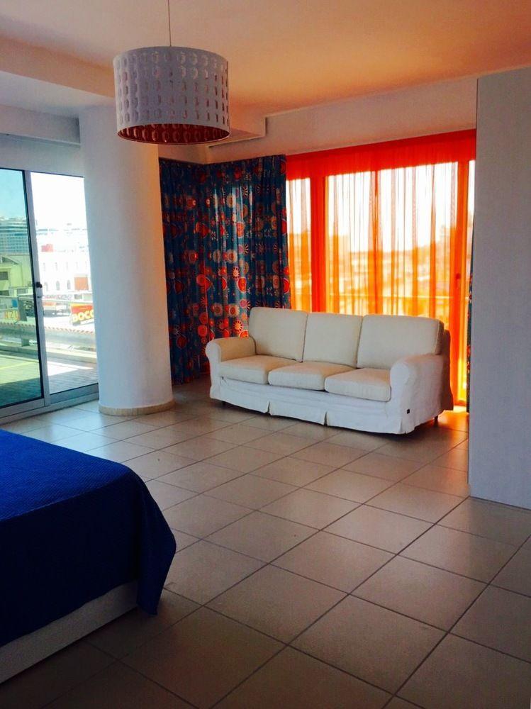 Marina Resart Rooms & Suite Naples Luaran gambar